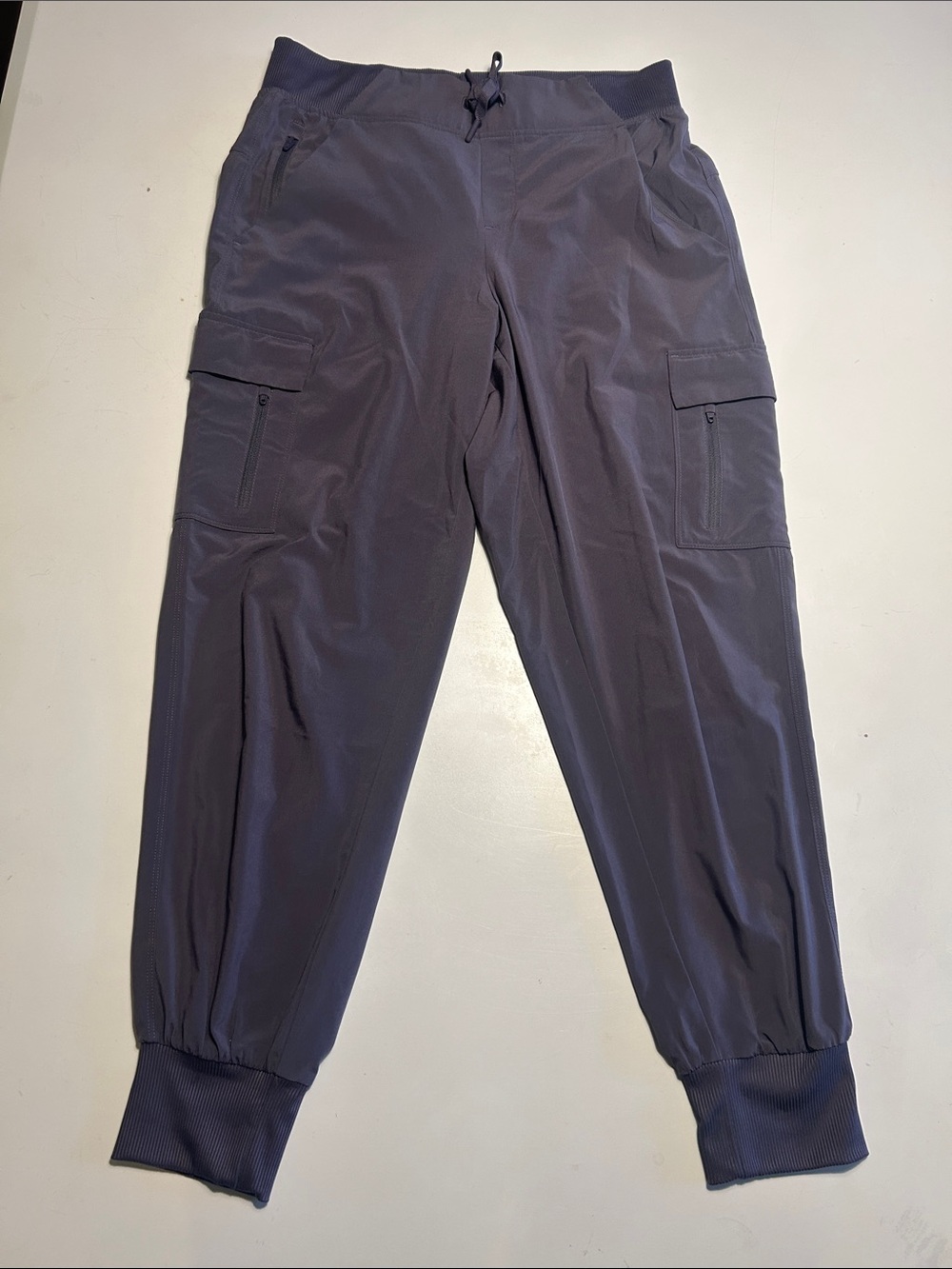 All in Motion Women's Active Light Mid-Rise Cargo Jogger Pants.